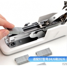 得力(deli)省力結(jié)構(gòu)訂書(shū)機(jī)/裝訂器 一指按壓 適配12#釘 白色0477